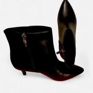 Easy Spirit Black Pointed-Toe Ankle Booties with Side Zip